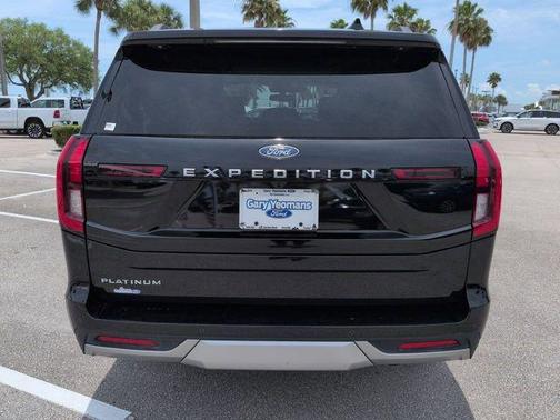 Black Metallic 2025 Ford Expedition Platinum