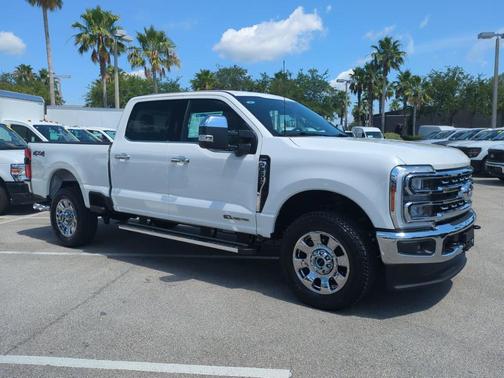 2025 Ford F-350 Lariat Super Duty