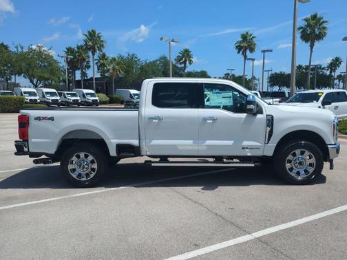2025 Ford F-350 Lariat Super Duty