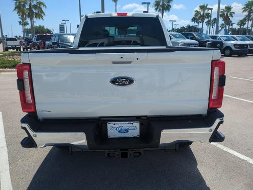 2025 Ford F-350 Lariat Super Duty