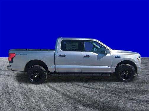 2025 Ford F-150 Lightning XLT