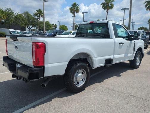 2025 Ford F-250 XL