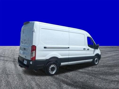 2025 Ford Transit-250 148 WB Medium Roof Cargo