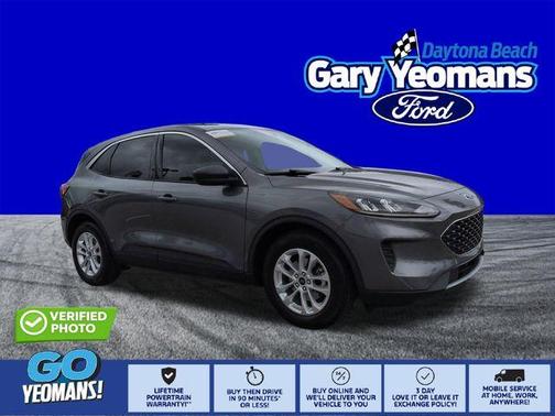 Gray Metallic 2022 Ford Escape SE
