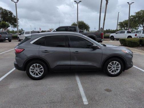 Gray Metallic 2022 Ford Escape SE