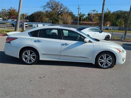 2014 Nissan Altima 3.5 SL