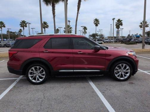 2021 Ford Explorer Platinum