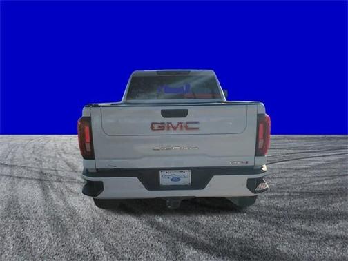 2021 GMC Sierra 2500 AT4