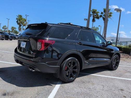 Black Metallic 2020 Ford Explorer ST
