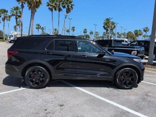 Black Metallic 2020 Ford Explorer ST