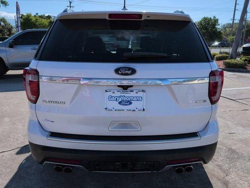 White Platinum Clearcoat Metallic 2018 Ford Explorer Platinum