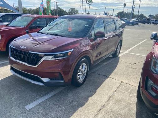 2024 Kia Carnival LX