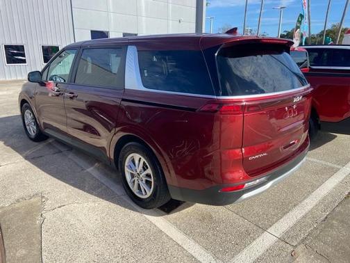 2024 Kia Carnival LX