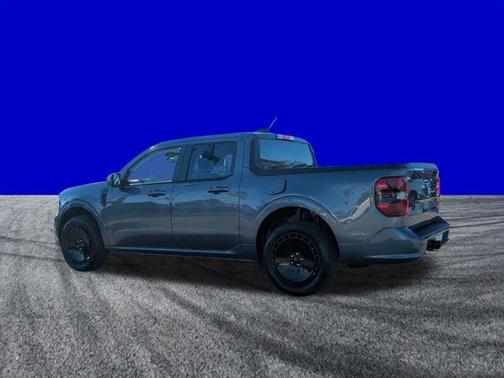 Gray Metallic 2026 Ford Maverick Lobo Standard