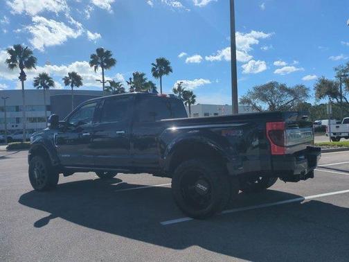 2022 Ford F-450 Platinum