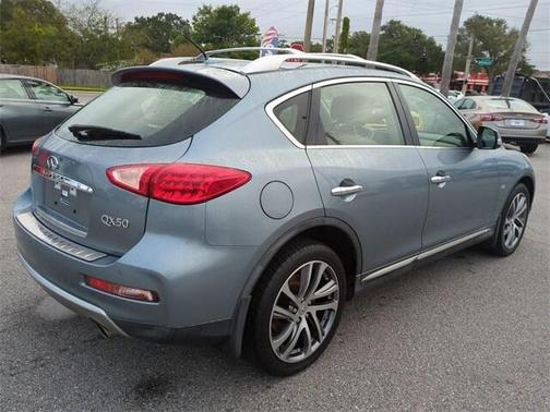 2017 INFINITI QX50 Base