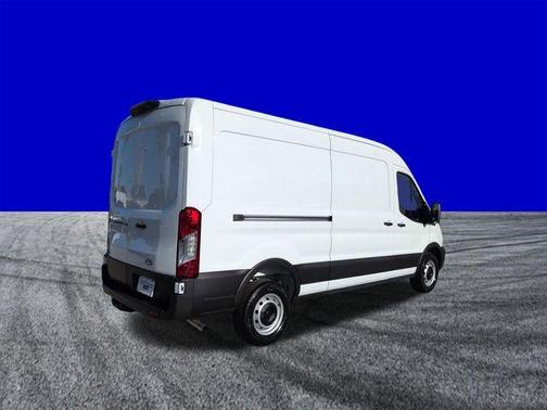 2026 Ford Transit-250 148 WB Medium Roof Cargo