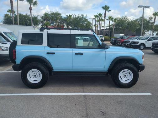 2025 Ford Bronco Heritage Edition