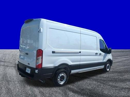 2025 Ford Transit-250 148 WB Medium Roof Cargo