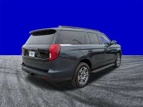 Blue Metallic 2025 Ford Expedition Active