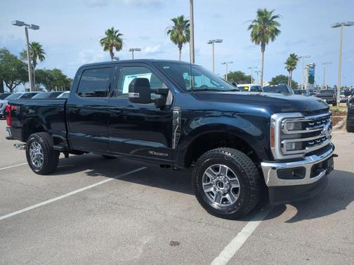 2025 Ford F-350 Lariat Super Duty