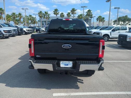 2025 Ford F-350 Lariat Super Duty