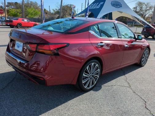 2023 Nissan Altima 2.5 SL
