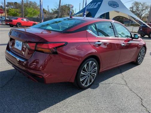 2023 Nissan Altima 2.5 SL