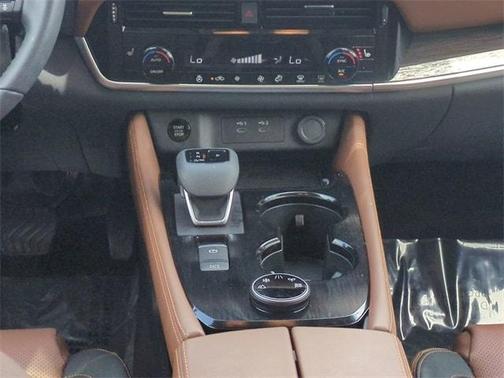 2024 Nissan Rogue Platinum