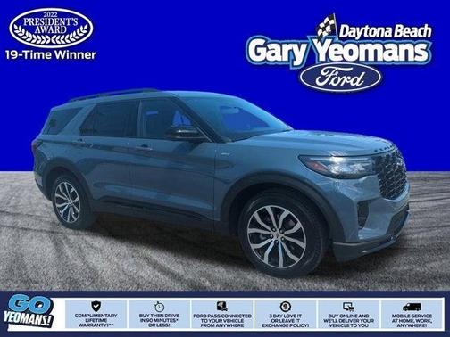 2025 Ford Explorer ST-Line