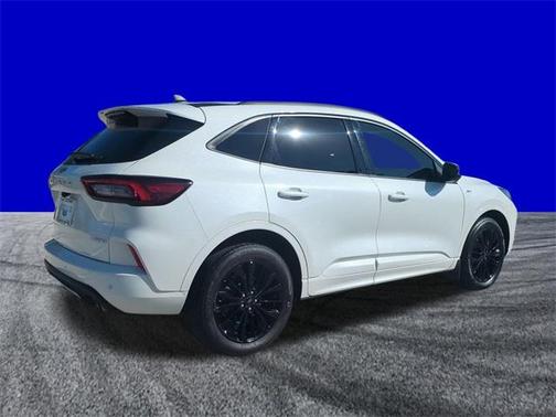 2023 Ford Escape ST-Line Elite