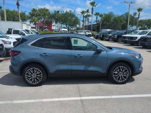 2025 Ford Escape PHEV