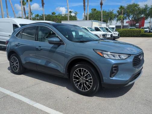 2025 Ford Escape PHEV