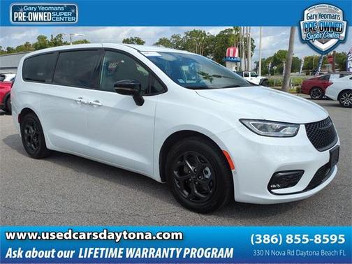 2024 Chrysler Pacifica Hybrid Select