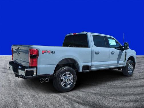 2025 Ford F-350 Lariat Super Duty