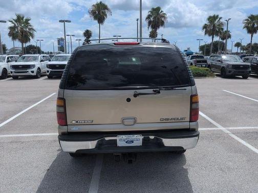 Light Pewter Metallic 2003 Chevrolet Tahoe LT