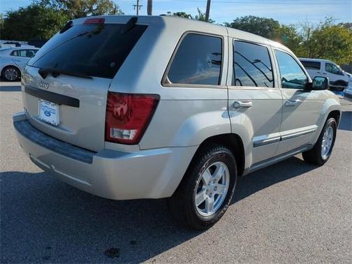 2007 Jeep Grand Cherokee Laredo