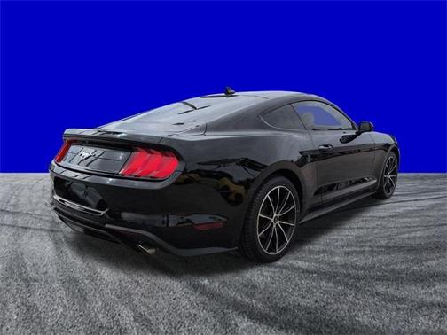 2022 Ford Mustang EcoBoost