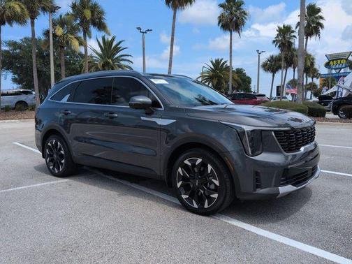 Gray 2025 Kia Sorento SX