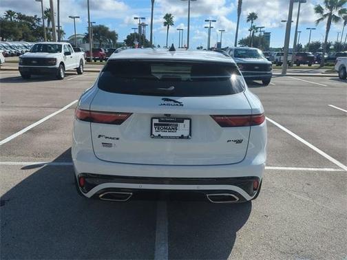 2023 Jaguar F-PACE R-Dynamic S