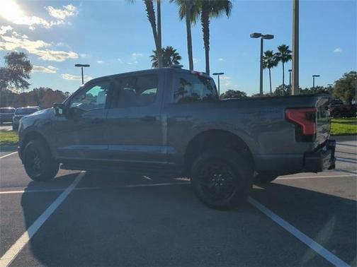 2025 Ford F-150 Lightning XLT