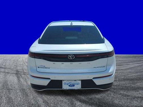 2024 Toyota Crown Platinum