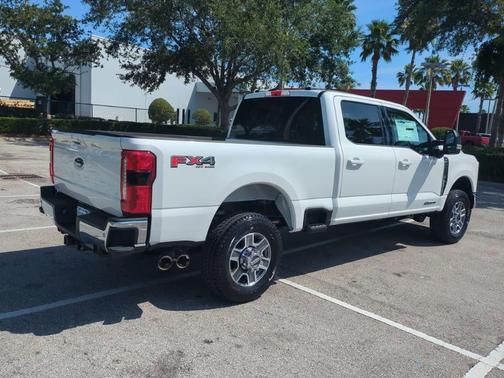 2025 Ford F-350 Lariat Super Duty