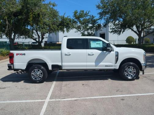 2025 Ford F-350 Lariat Super Duty