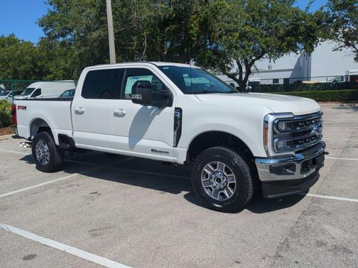 2025 Ford F-350 Lariat Super Duty