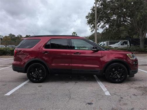 2019 Ford Explorer sport