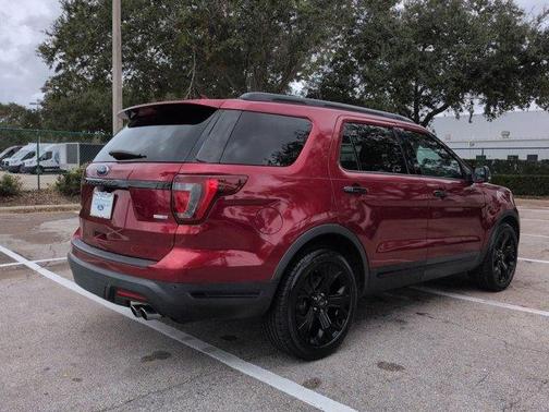 2019 Ford Explorer sport