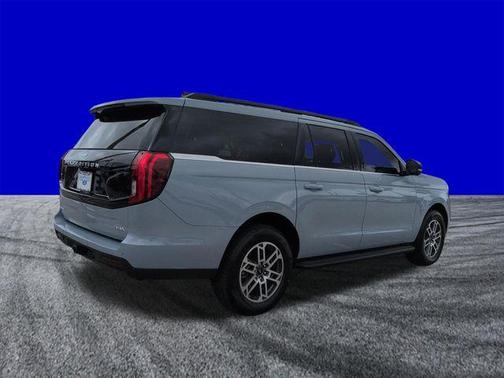 Glacier Gray Metallic 2025 Ford Expedition Max Active