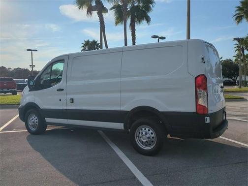 2022 Ford Transit-150 BASE