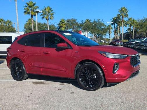 2023 Ford Escape ST-Line Elite